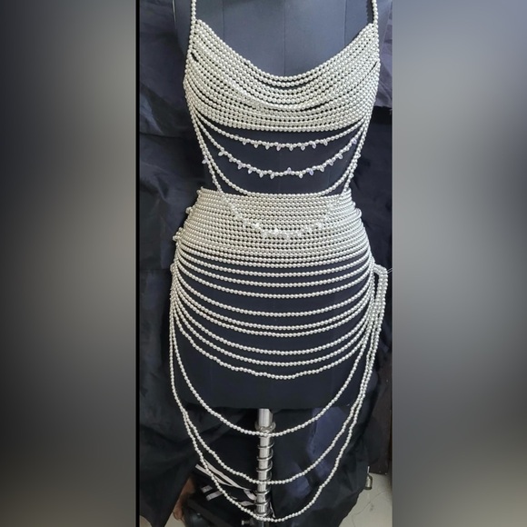 Dresses & Skirts - Elegant Silver Beaded Body Chain